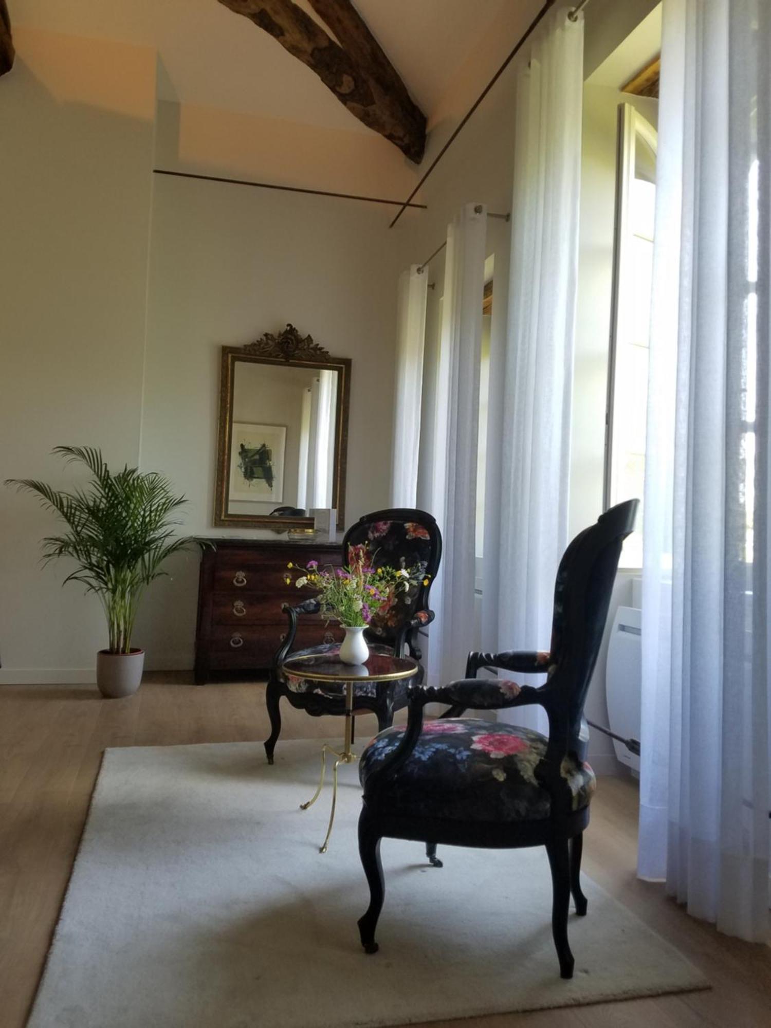 Oh, Le Chateau! Almayrac Ruang foto